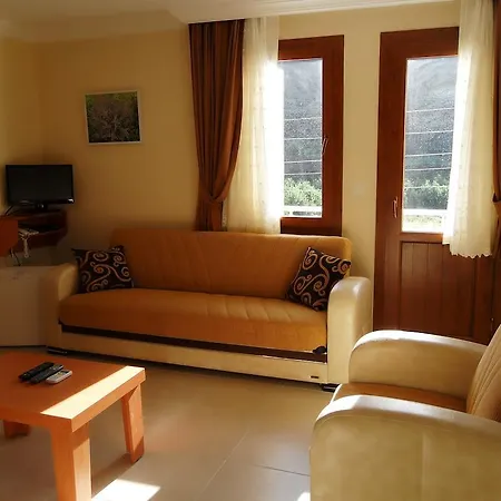 فندق مبيت وإفطار Sirman 3*