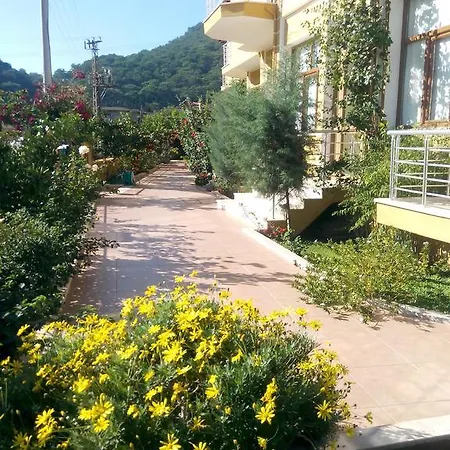 Sirman 住宿加早餐酒店 萨利杰尔梅