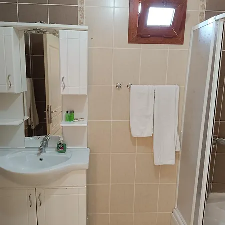 Sirman Bed and Breakfast 3*
