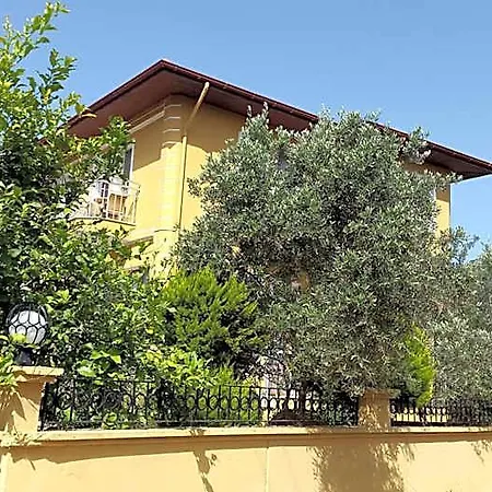 Sirman Bed & Breakfast